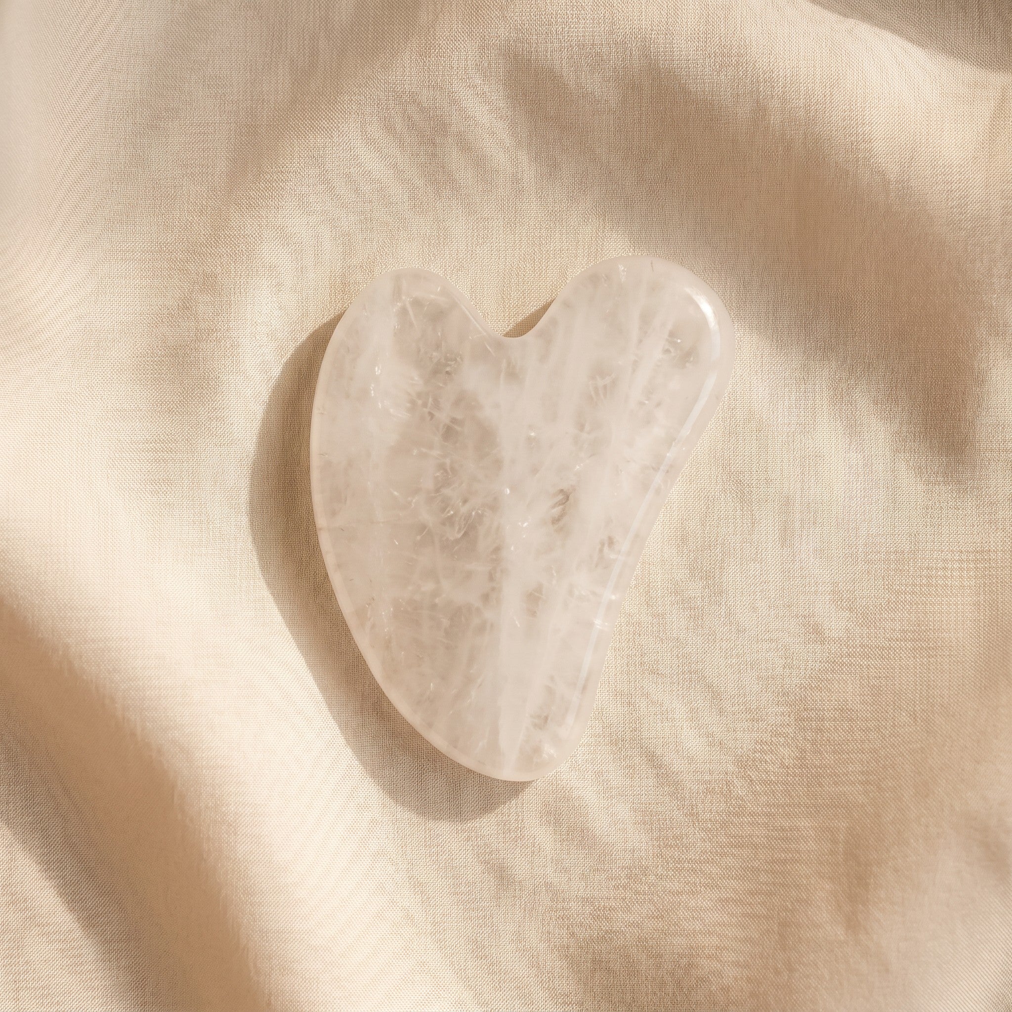 Kuvars Kalp Gua Sha — görsel 1
